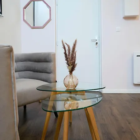 Ng Prestige - Nain - Privatif - Jacuzzi - Netflix - Projecteur Lejlighed