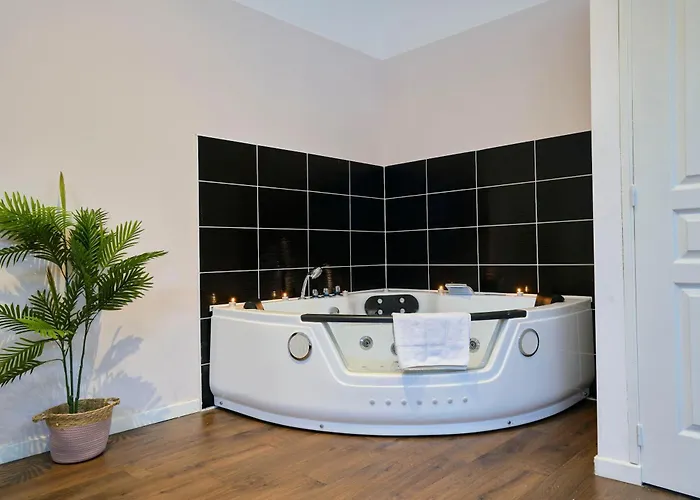 Apartment Ng Prestige - Nain - Privatif - Jacuzzi - Netflix - Projecteur
