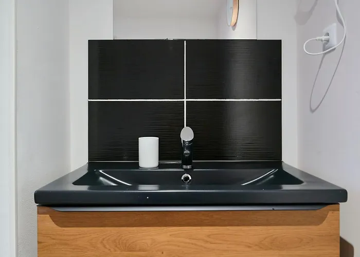 Ng Prestige - Nain - Privatif - Jacuzzi - Netflix - Projecteur Apartment Roubaix